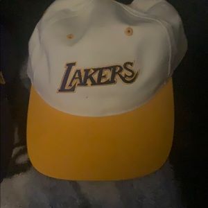 Mitchell and Ness Lakers hat
